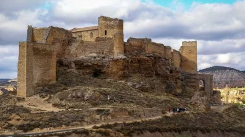 Castillo de Gormaz: Joya del Siglo IX con Iglesia en su Interior