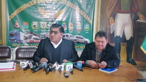 Choferes de Bolivia confirman participación en erunión con el Ministro de Obras Públicas, pero ratifican paro movilizado