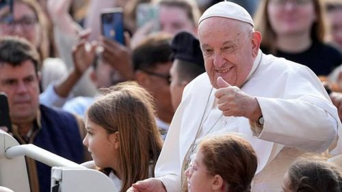 Cae la imagen del papa Francisco en América Latina y EEUU