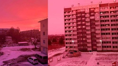 Misteriosa luz rosa ilumina el amanecer en una ciudad rusa en los Urales