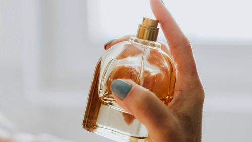 Científicos cuestionan la seguridad de los perfumes