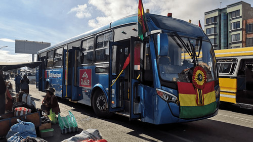 Buses municipales  están listos para llevar a los hinchas al Titán de El Alto para el partido Bolivia - Paraguay 