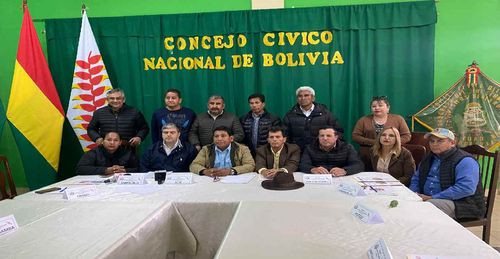 Fernando Larach participa en reunión del movimiento cívico Nacional en Beni