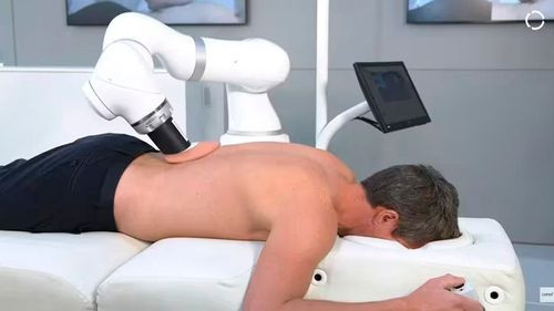 Capsix Robotics presenta en CES 2024: Robot de masajes con inteligencia artificial para abordar problemas musculares y estrés