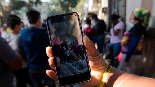 Los engañosos videos de traficantes en redes sociales con la promesa de cruzar la frontera de EE.UU.